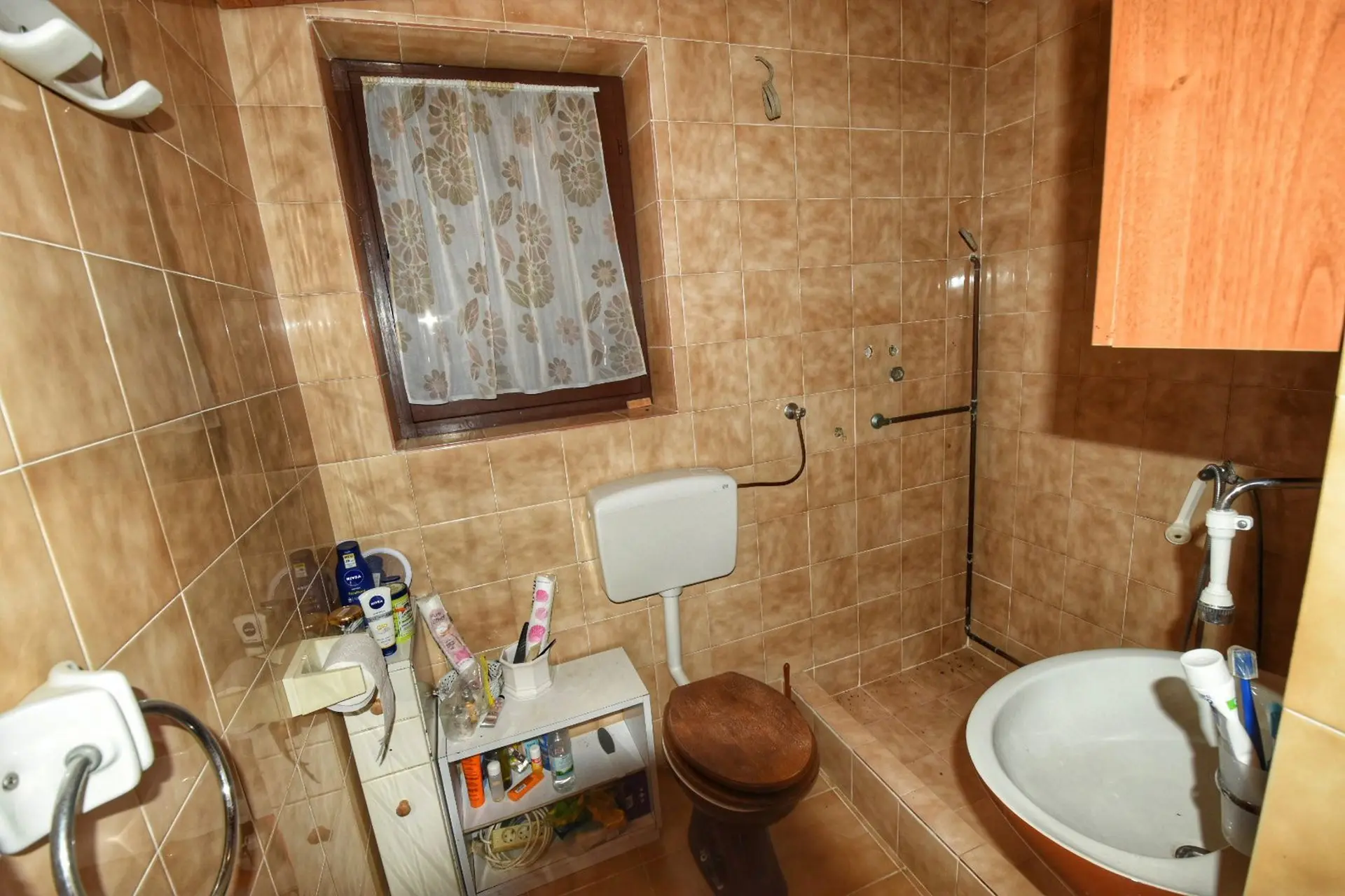 Listing Ad Image