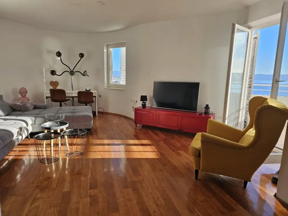 Listing Ad Image