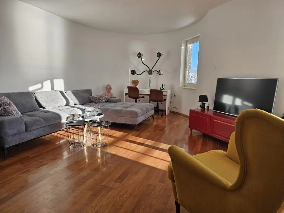 Listing Ad Image