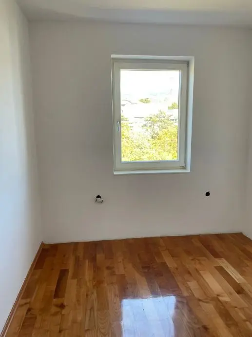 Listing Ad Image