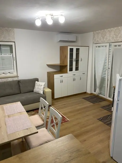 Listing Ad Image