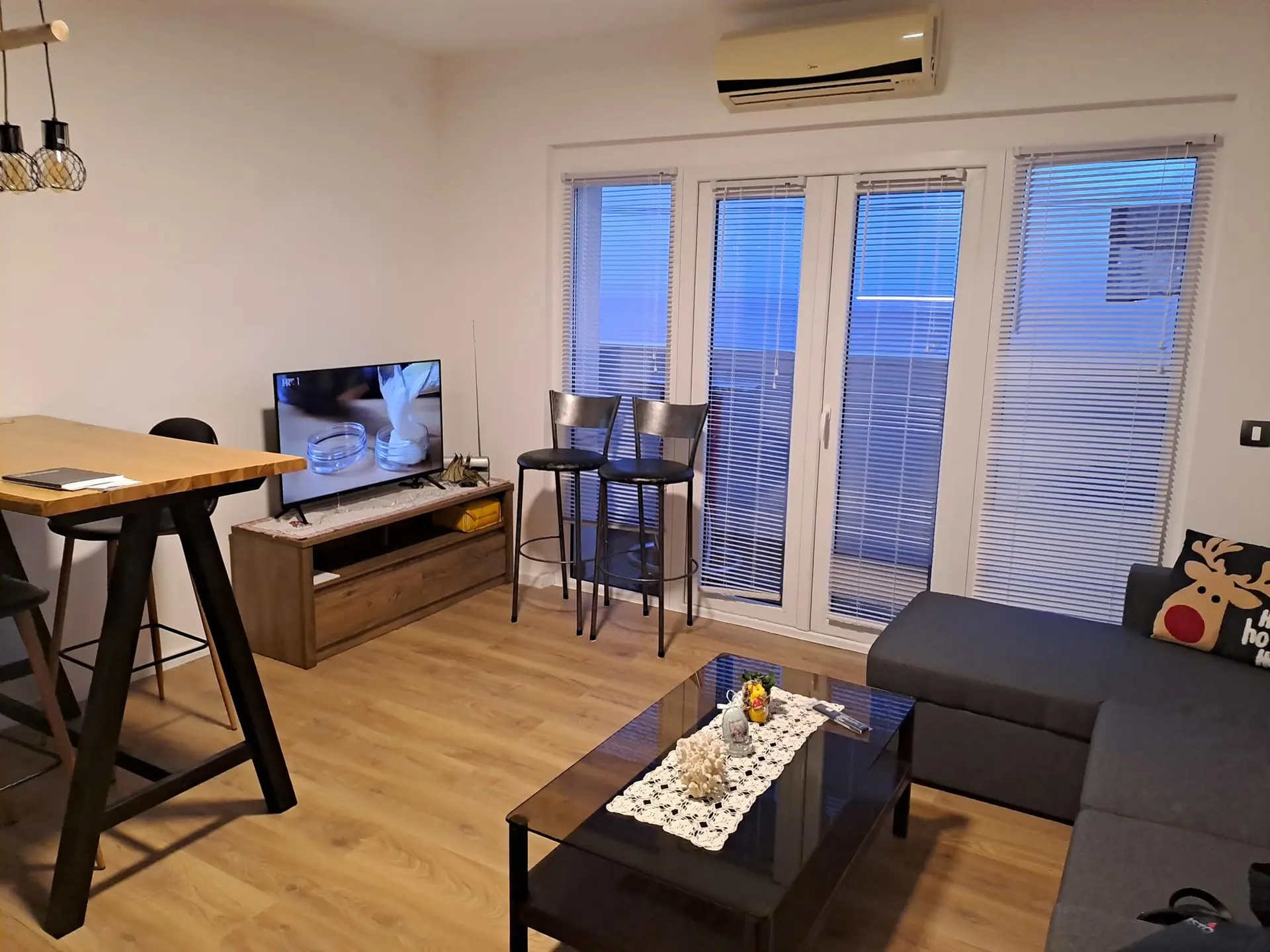 Listing Ad Image