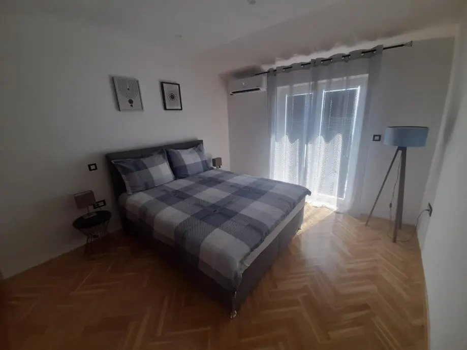 Listing Ad Image