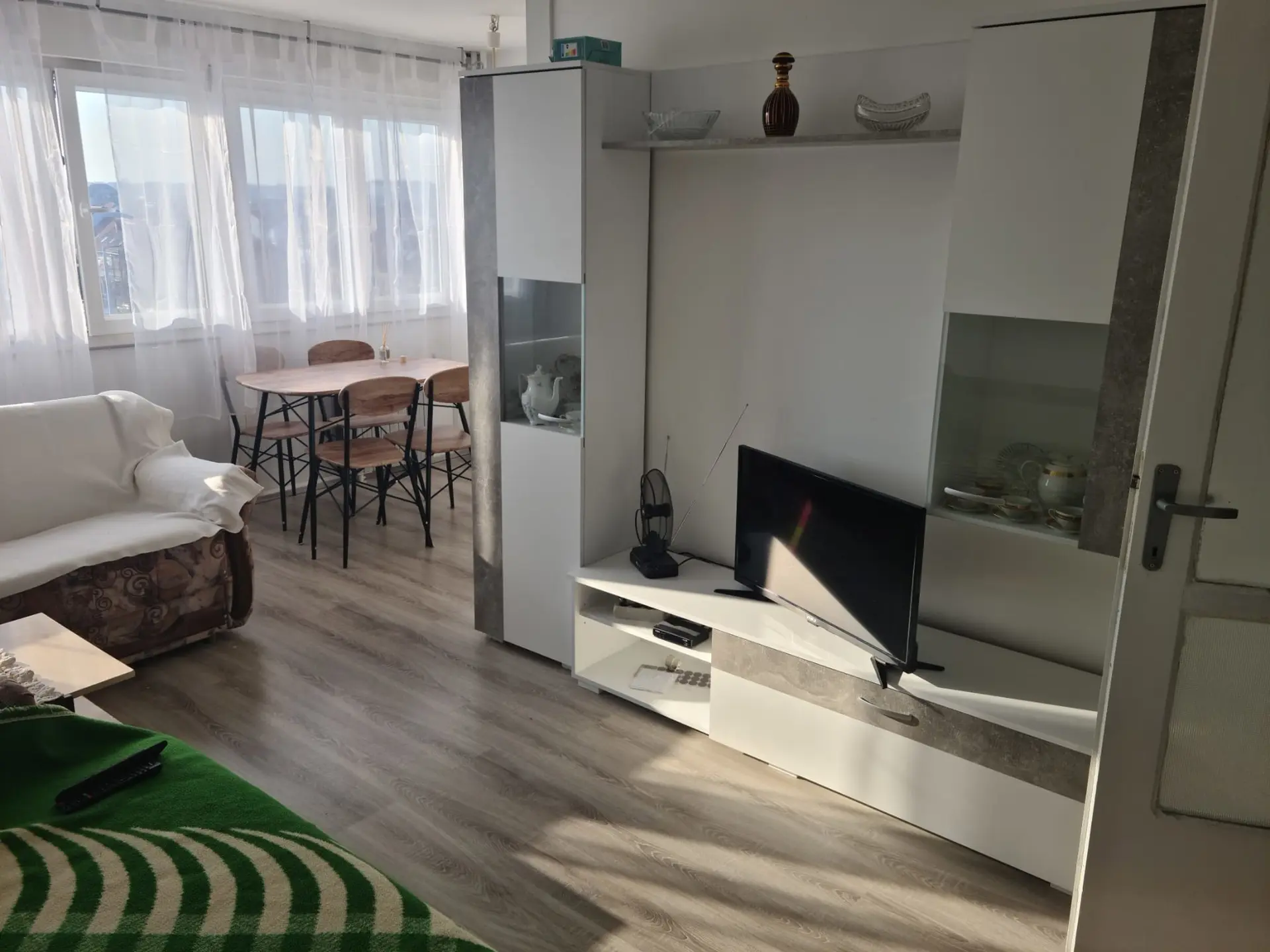 Listing Ad Image