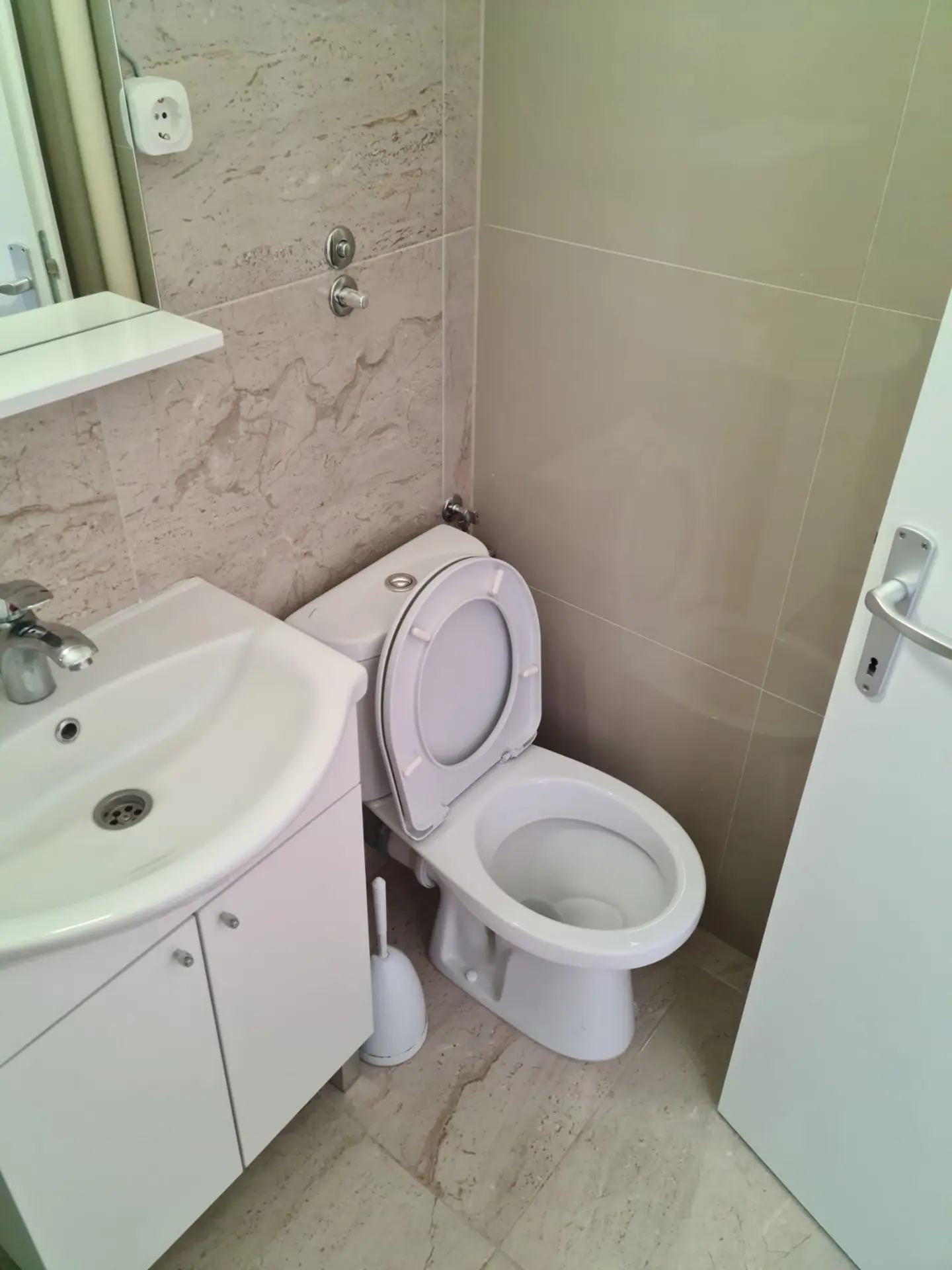 Listing Ad Image