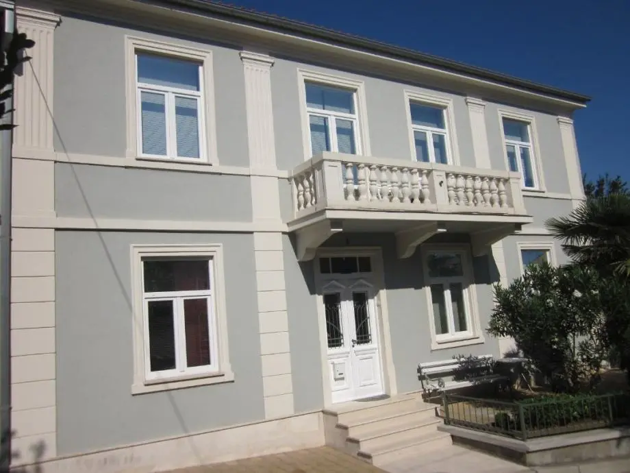 Listing Ad Image