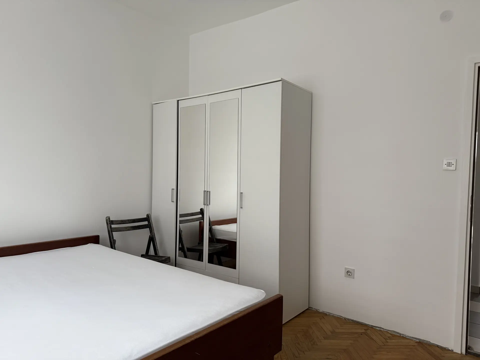 Listing Ad Image