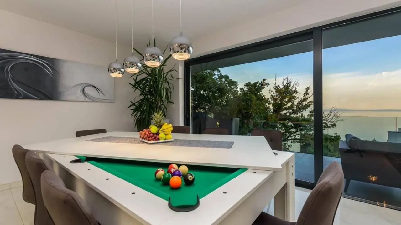 Listing Ad Image