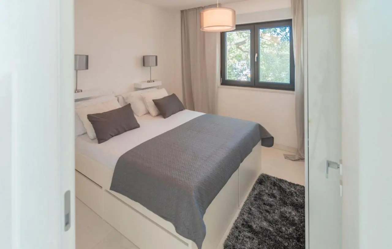 Listing Ad Image