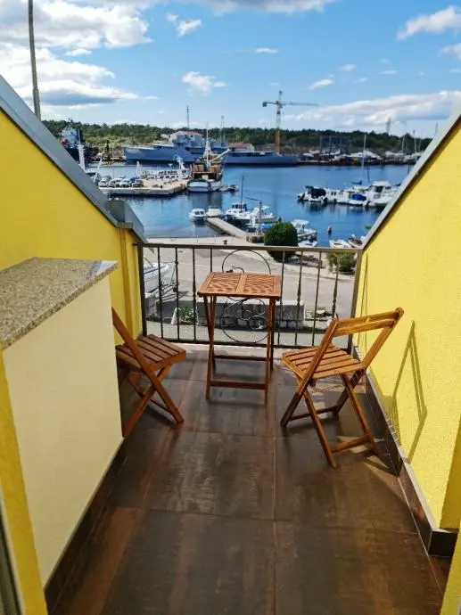 Listing Ad Image