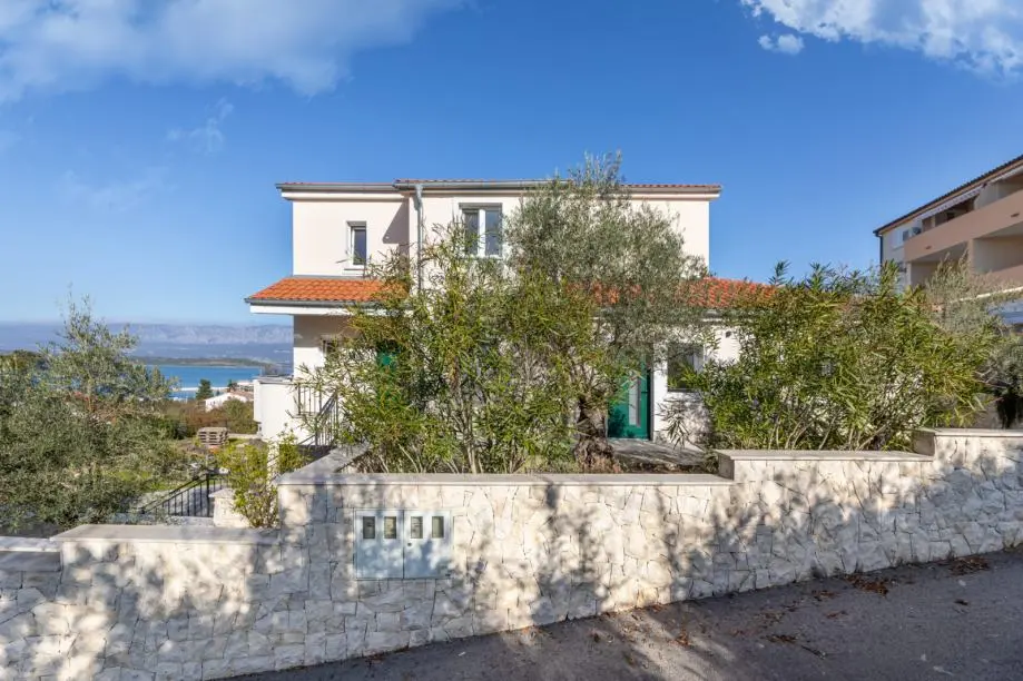 Listing Ad Image