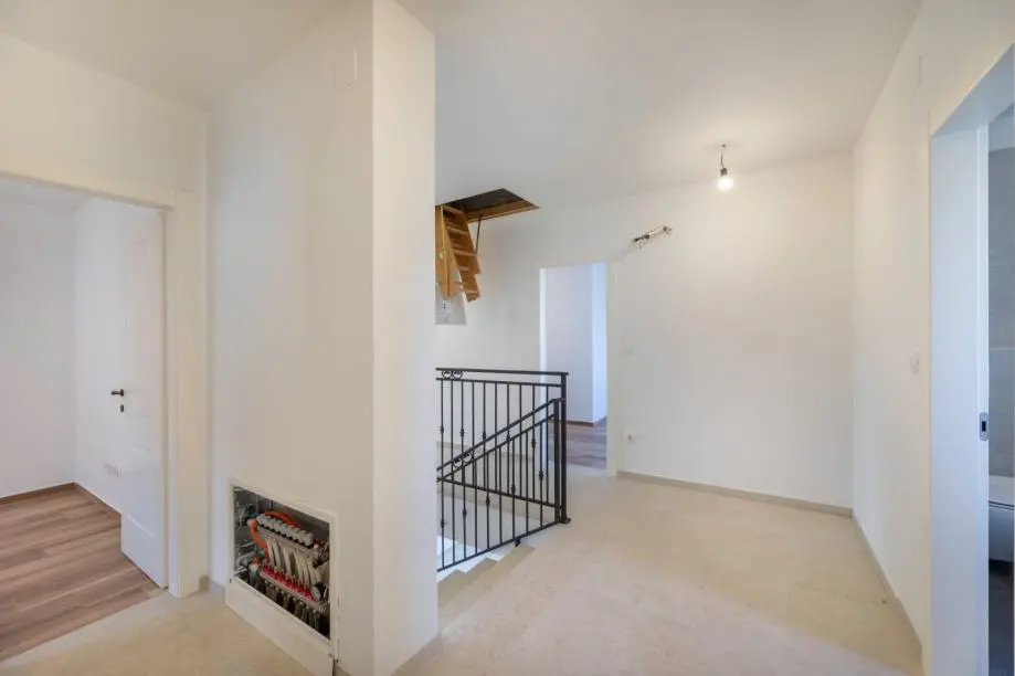 Listing Ad Image