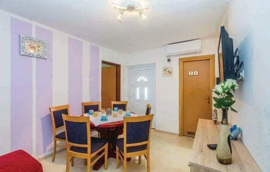 Listing Ad Image