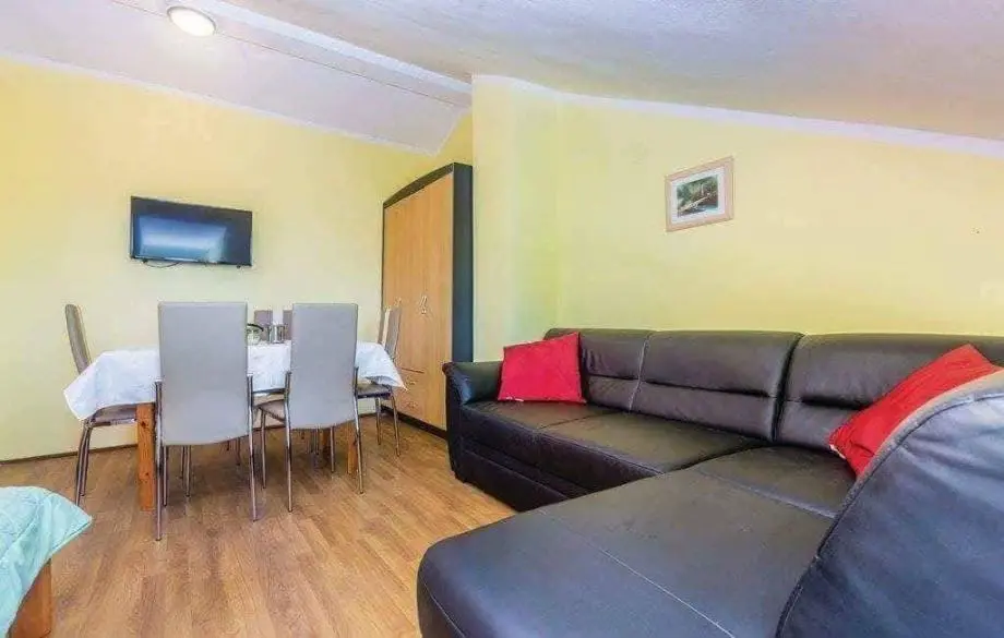 Listing Ad Image