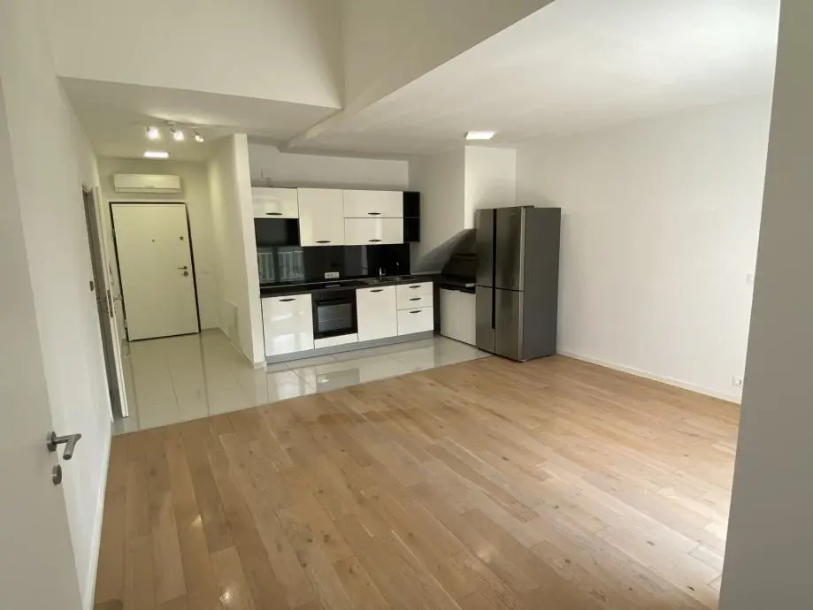 Listing Ad Image
