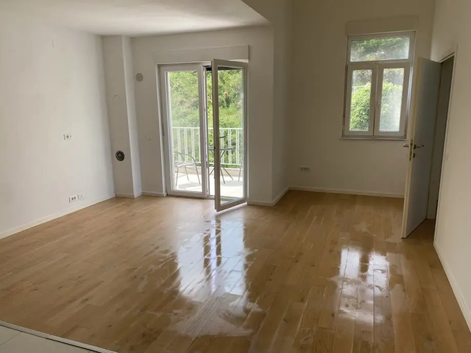 Listing Ad Image