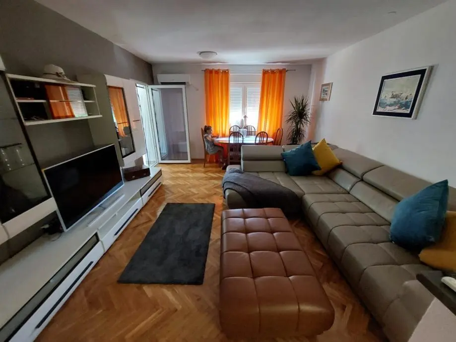 Listing Ad Image