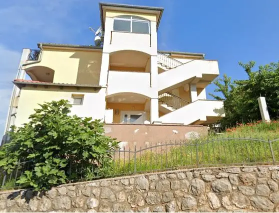 Listing Ad Image