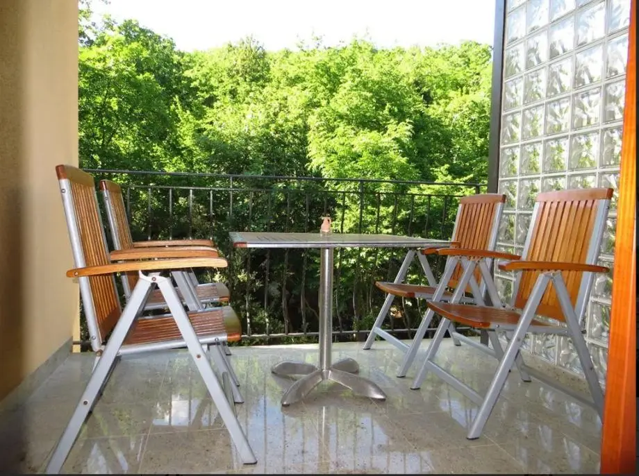 Listing Ad Image