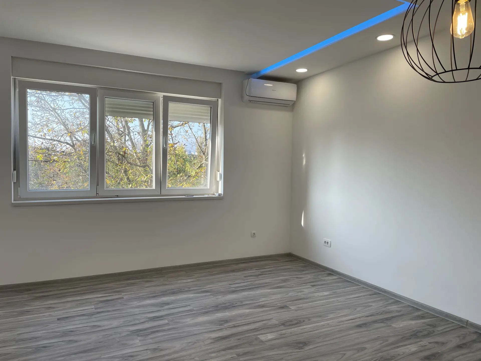 Listing Ad Image
