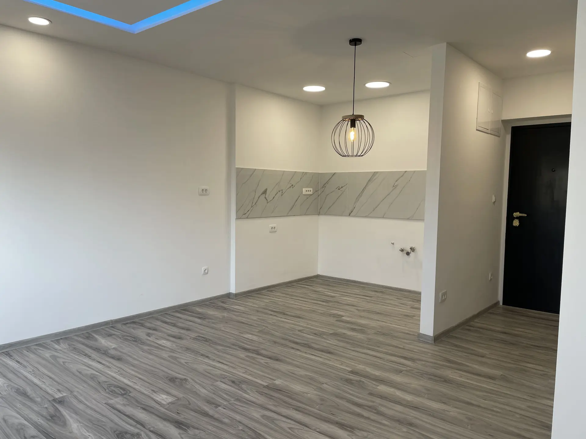 Listing Ad Image