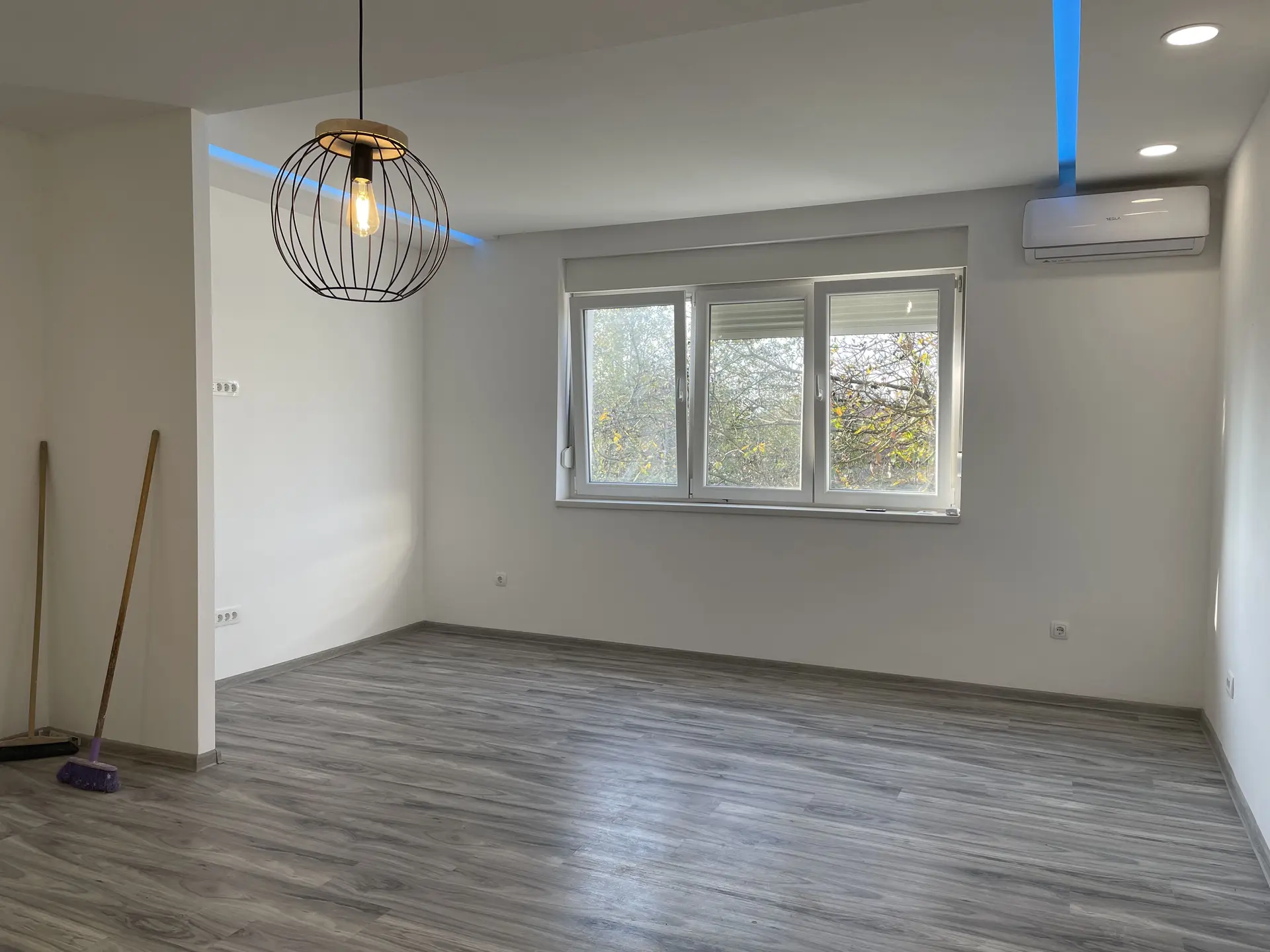 Listing Ad Image
