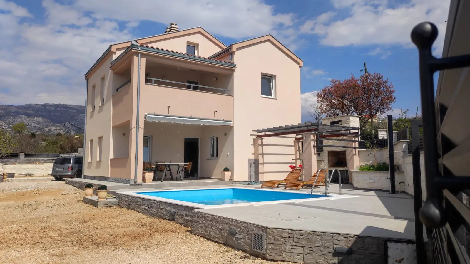 Listing Ad Image