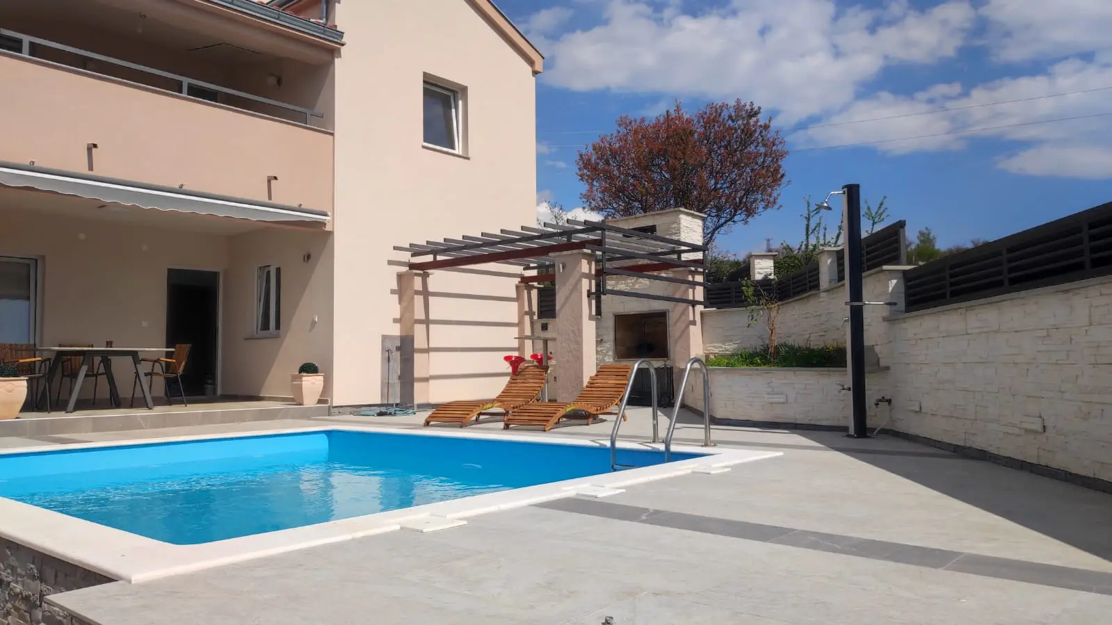 Listing Ad Image