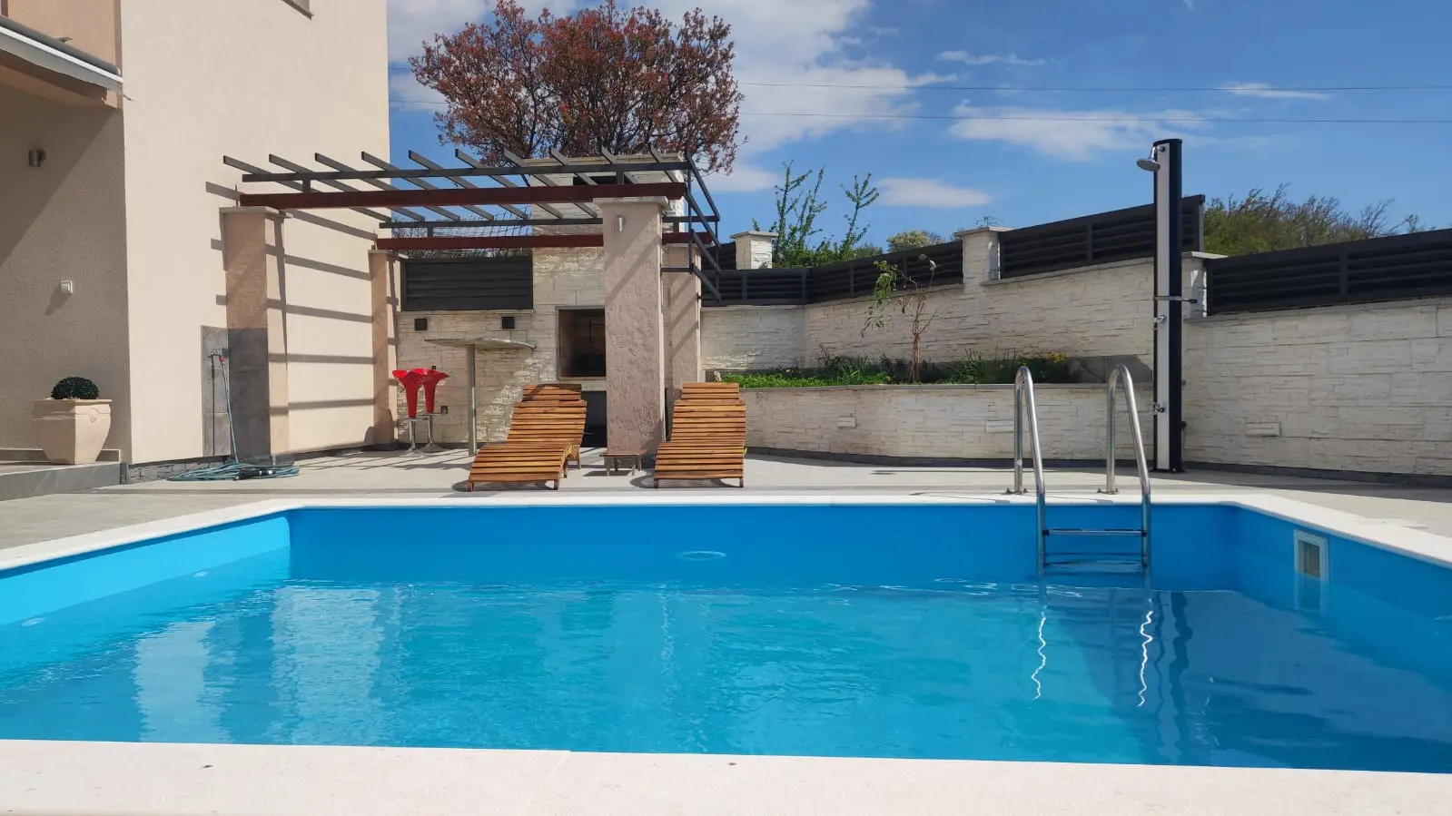 Listing Ad Image