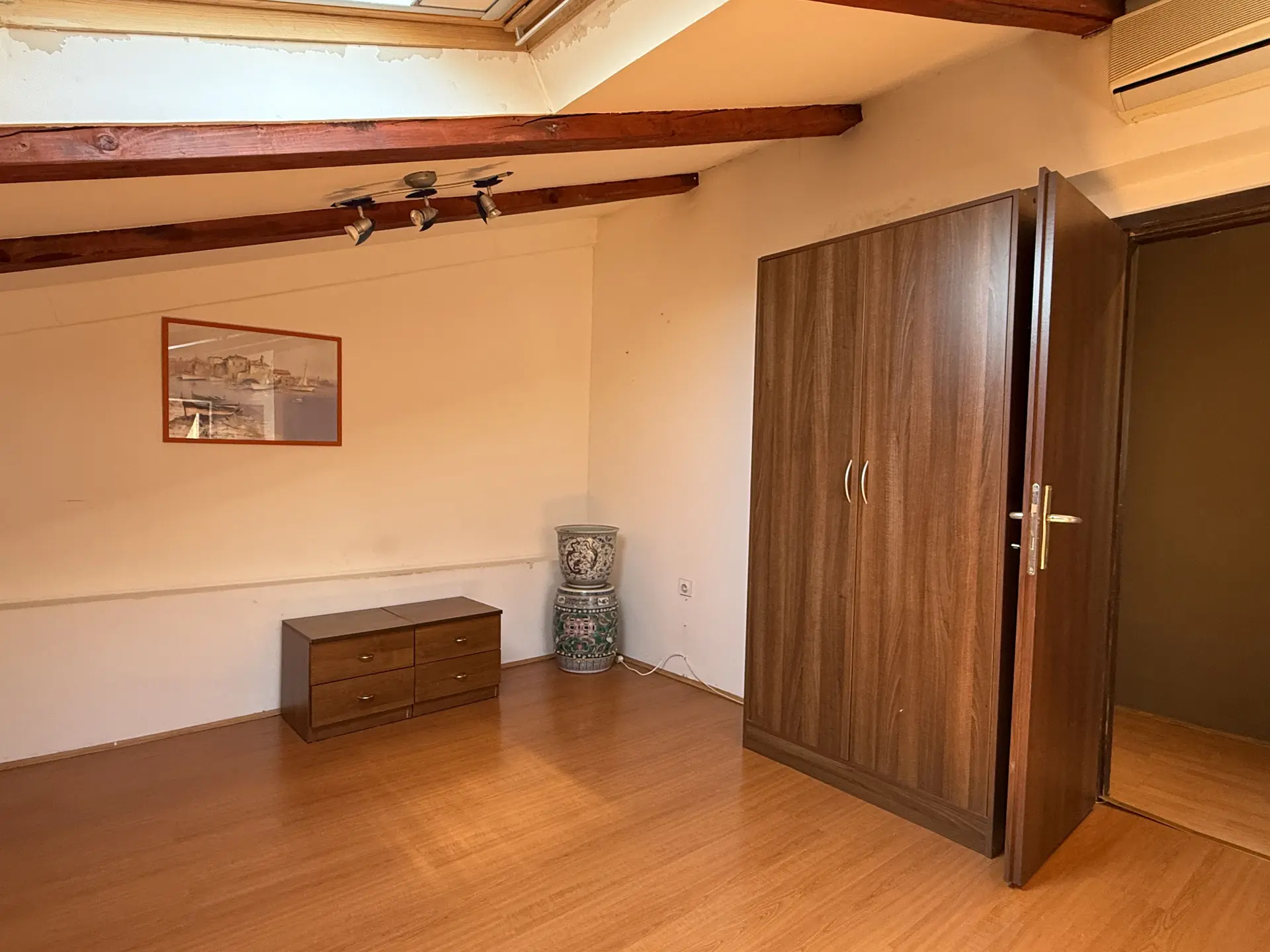 Listing Ad Image