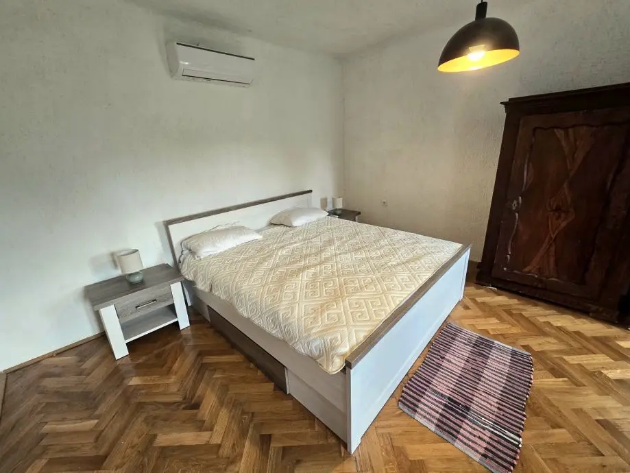 Listing Ad Image