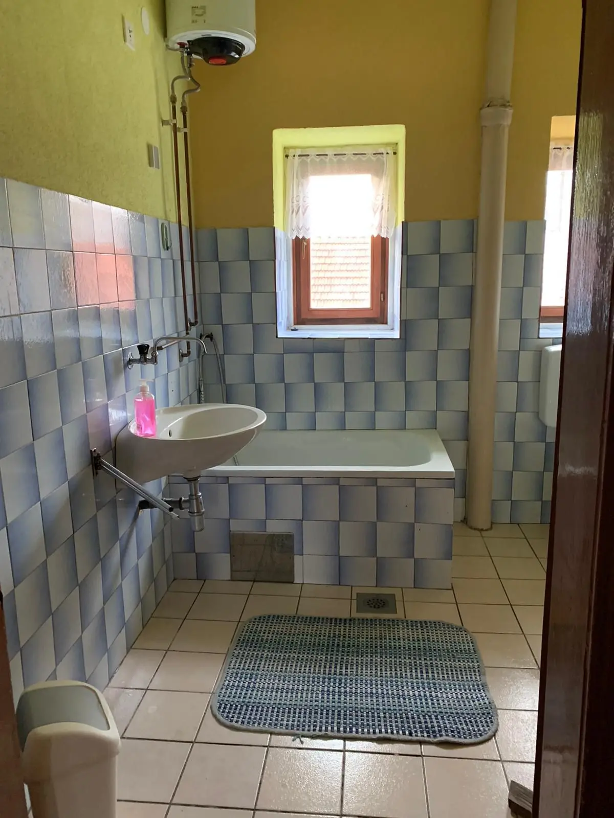 Listing Ad Image
