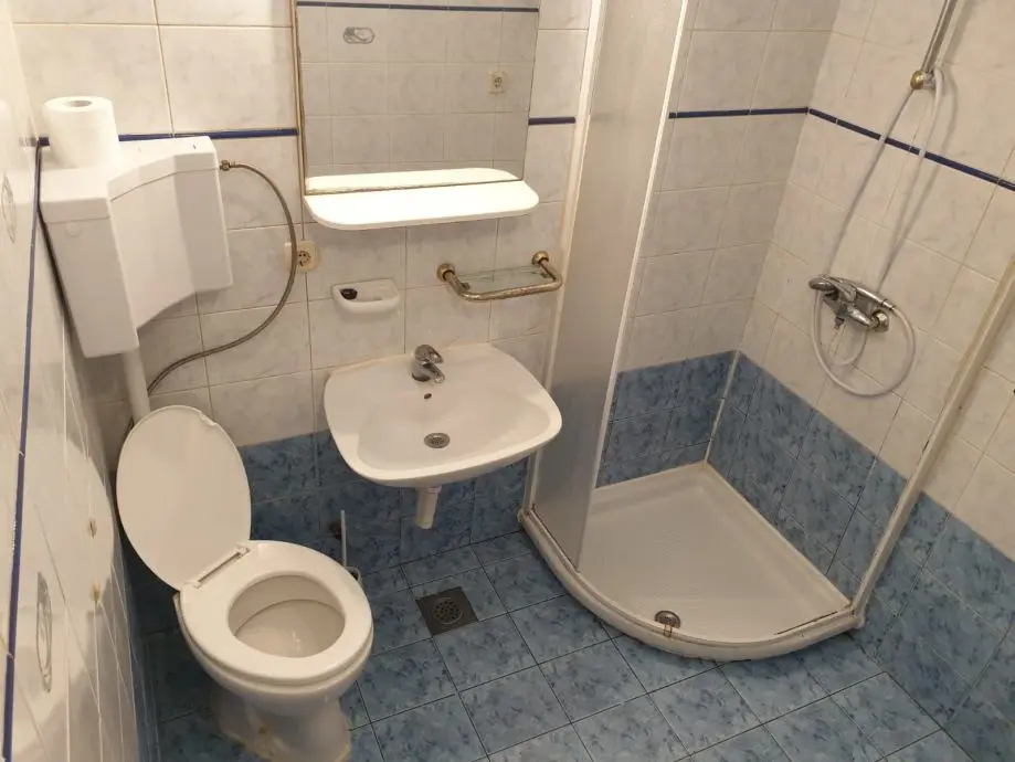 Listing Ad Image