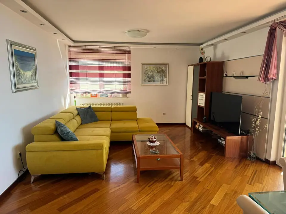 Listing Ad Image