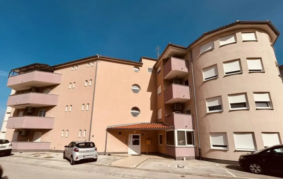 Listing Ad Image