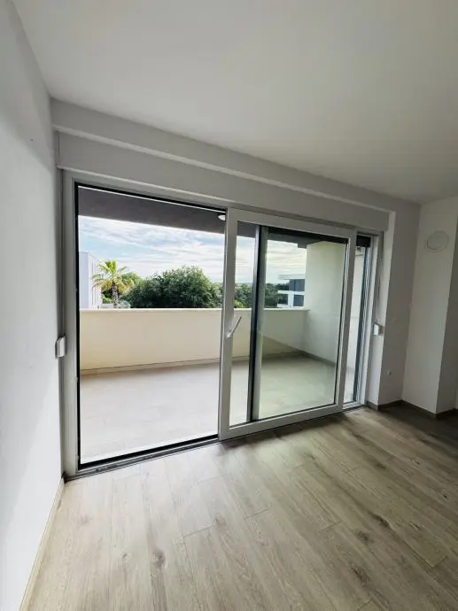 Listing Ad Image