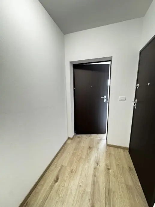 Listing Ad Image