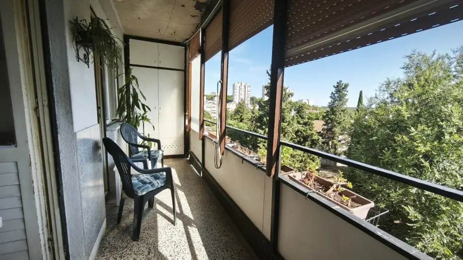 Listing Ad Image
