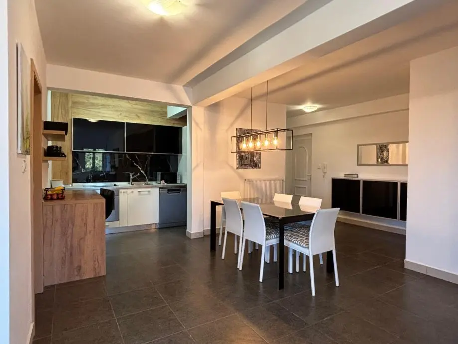 Listing Ad Image