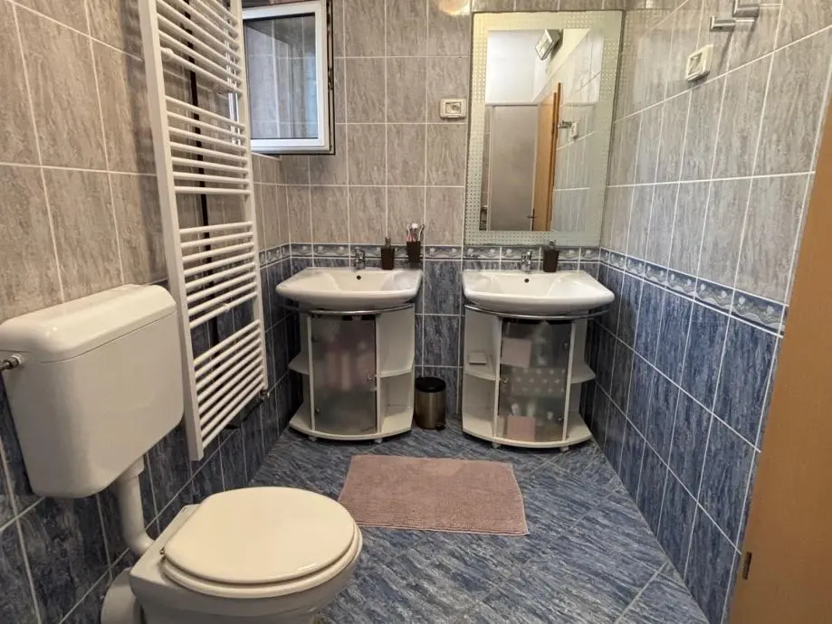 Listing Ad Image