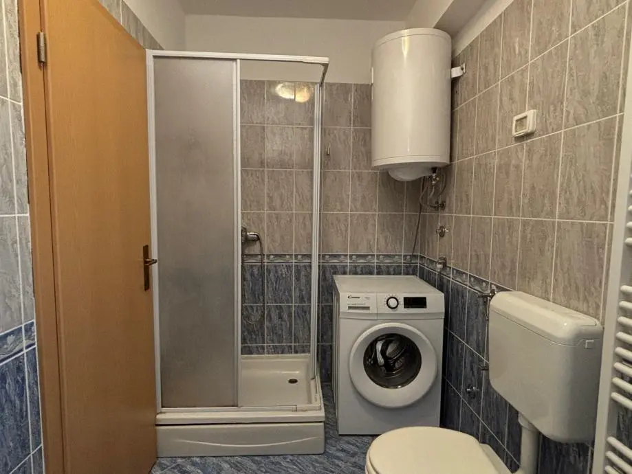 Listing Ad Image