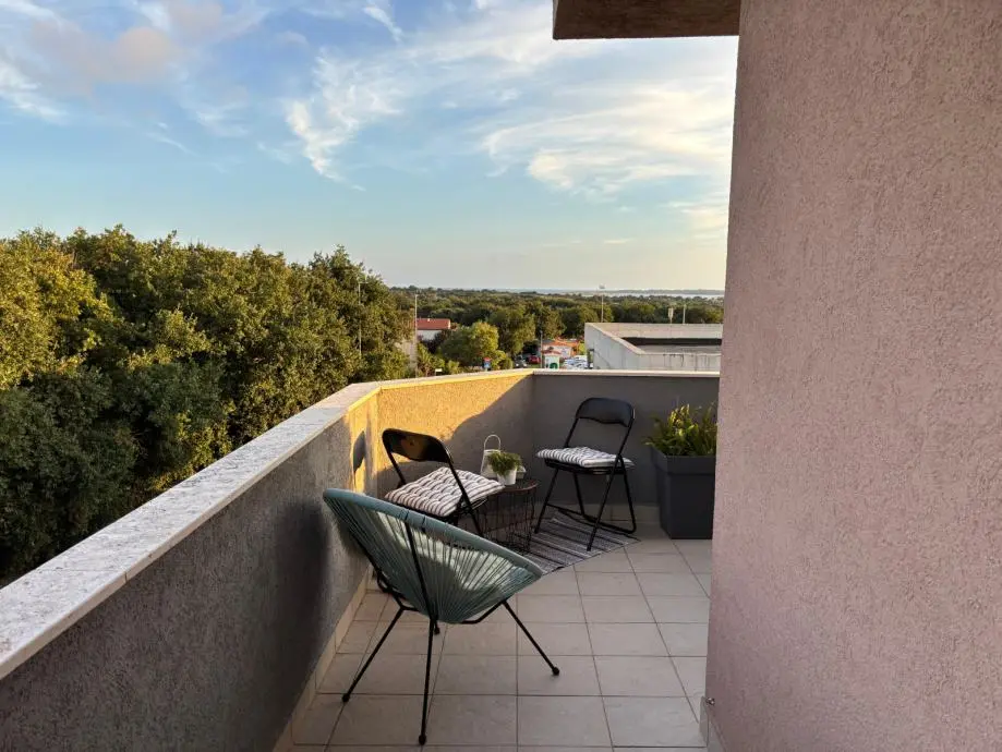Listing Ad Image