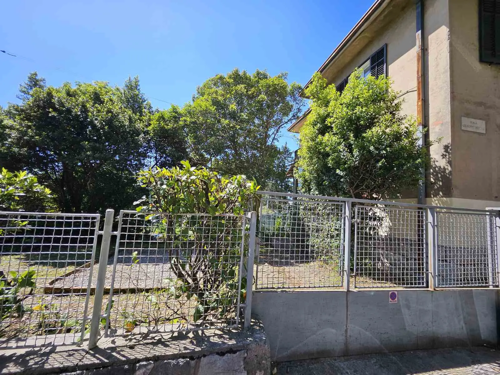 Listing Ad Image