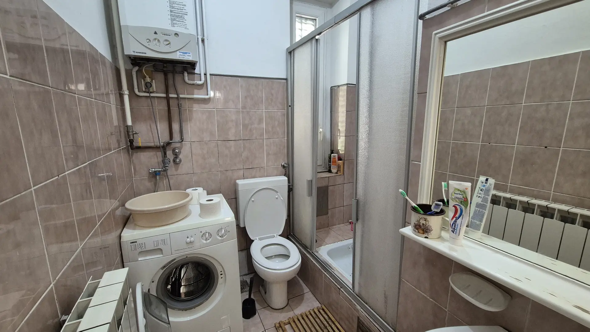 Listing Ad Image