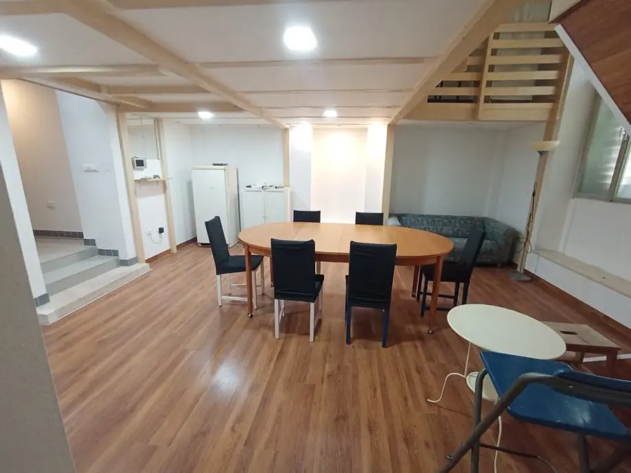 Listing Ad Image