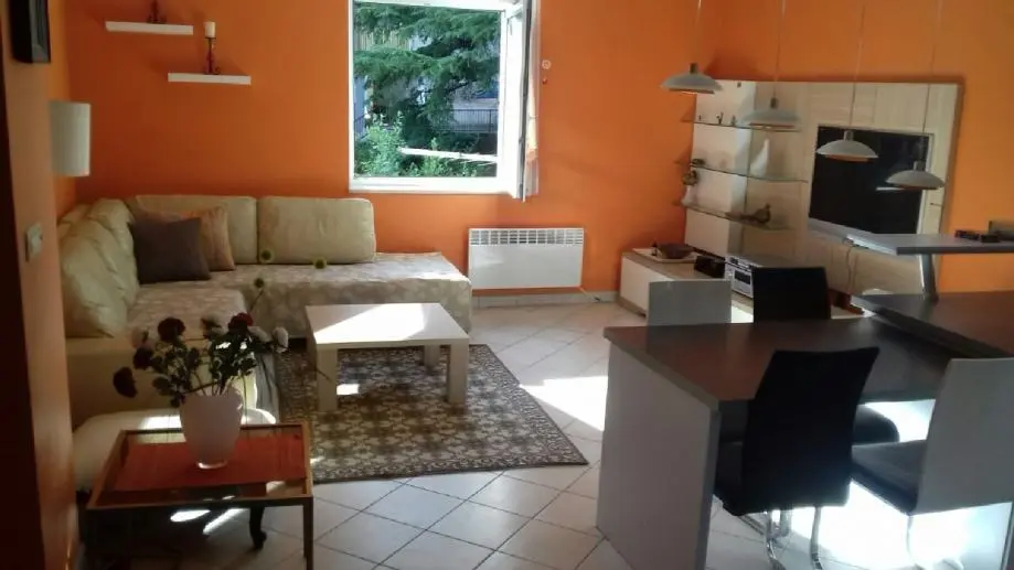 Listing Ad Image