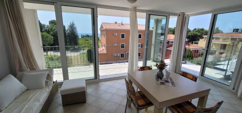 Listing Ad Image