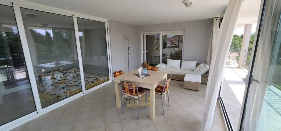 Listing Ad Image