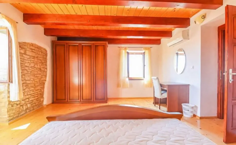 Listing Ad Image