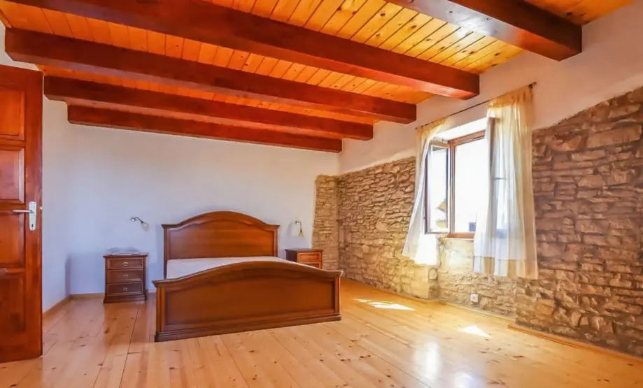 Listing Ad Image